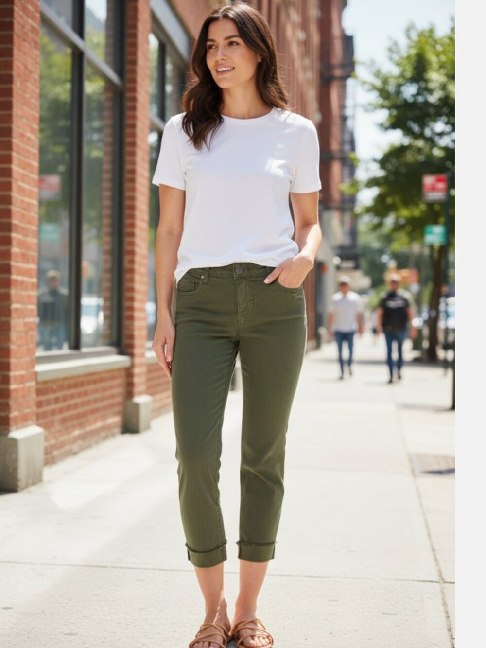 NWT KUT from the Kloth Womens Amy Crop Straight Leg- Roll-up Frey 18W Tree Green